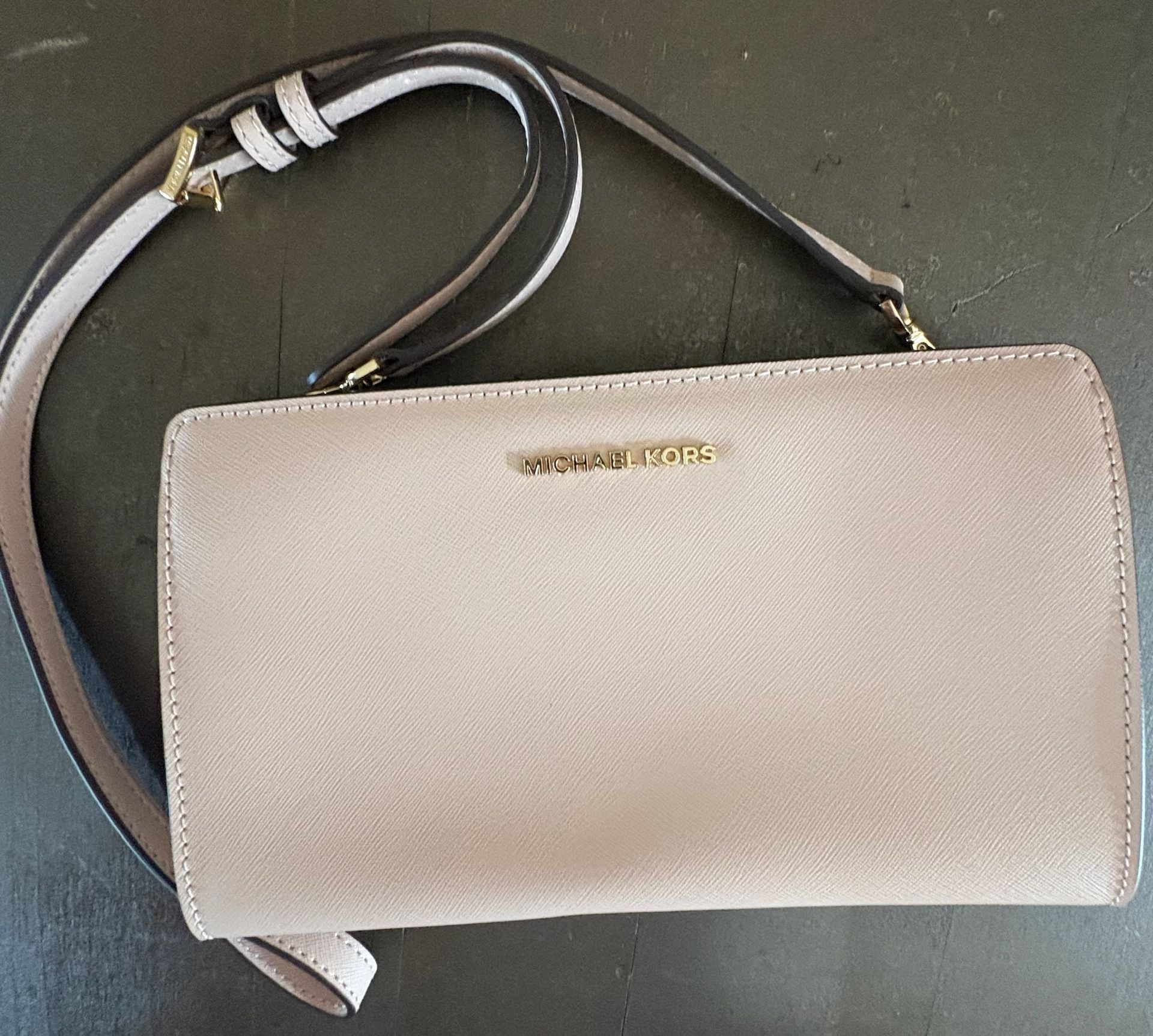 Michael Kors Jet Set Travel Crossbody Bag Pink Saffiano Leather 2