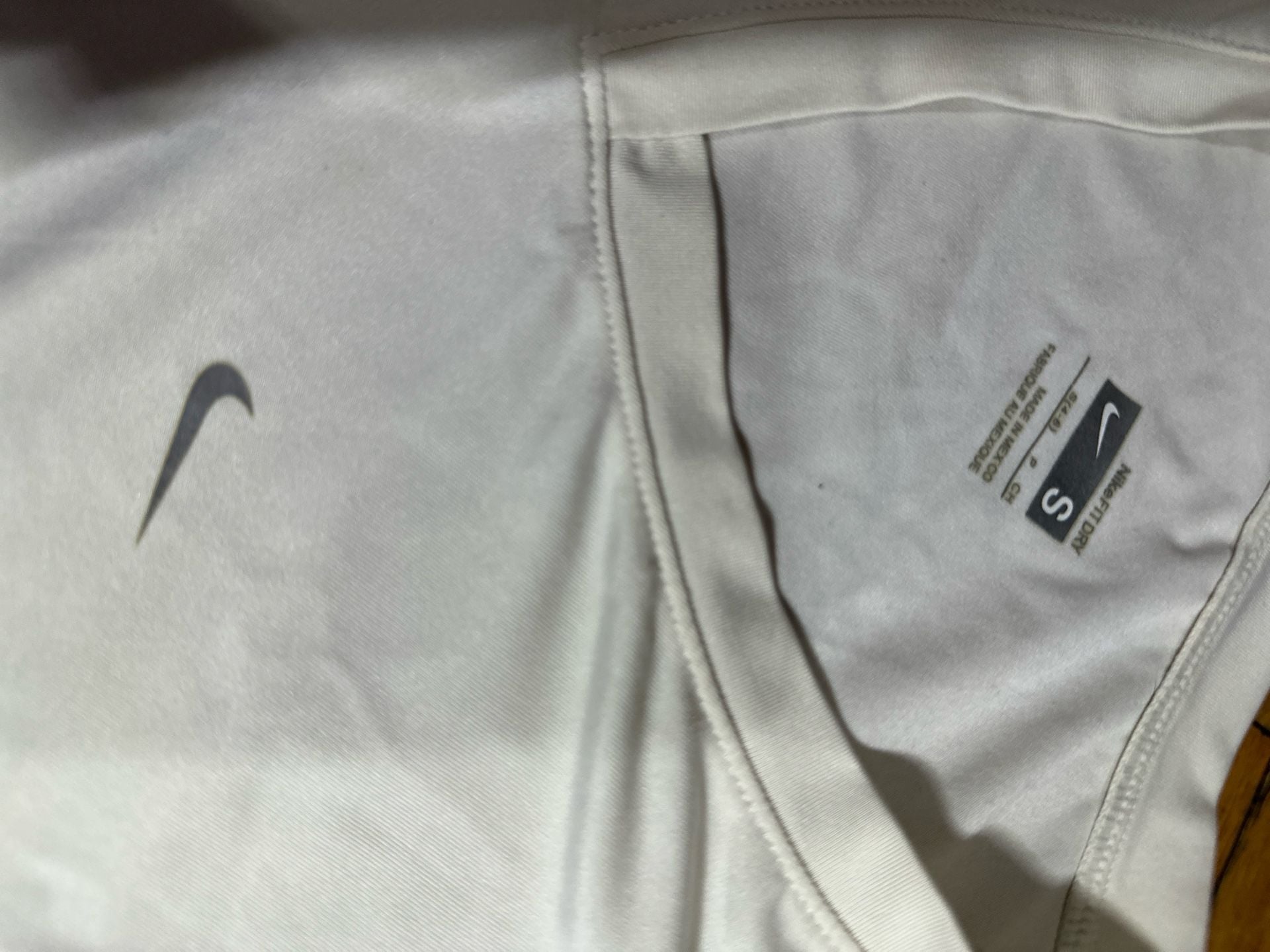 Nike Tank Top Size S White Dri-FIT Athletic V-Neck 6