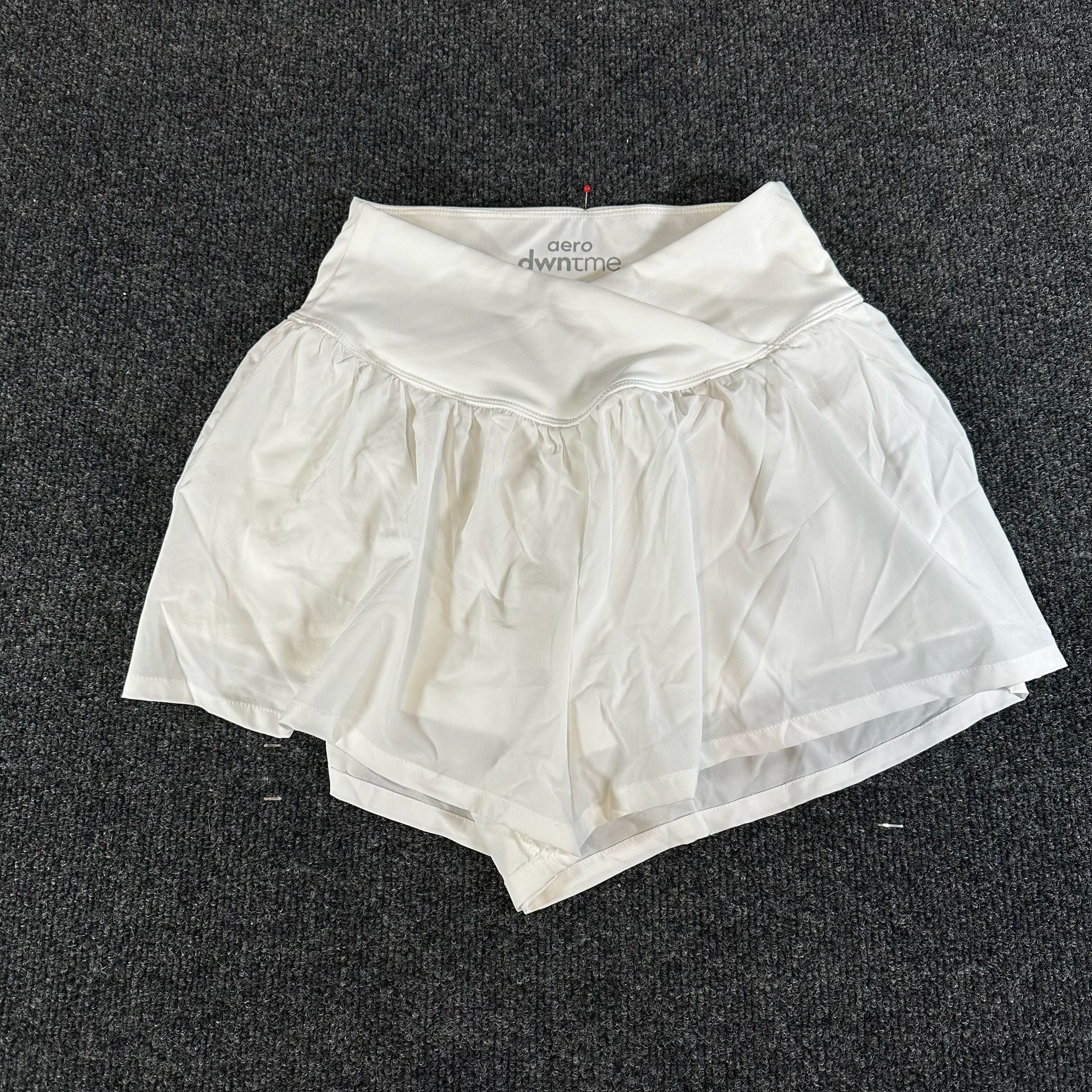 Aero Dwntme Skort Size S White Athletic Crossover Flutter 2