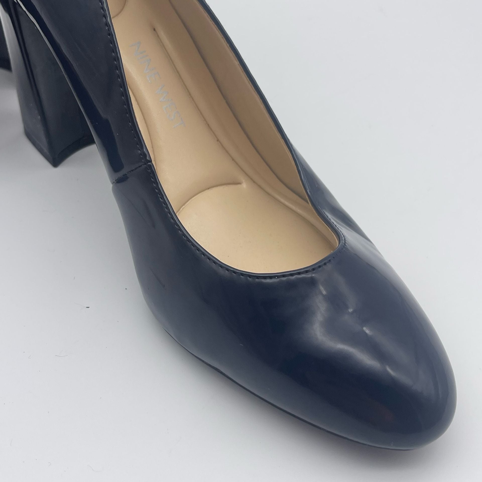 Nine West Wnary A9X93 Size 8M Navy Patent Block Heel Pumps 6