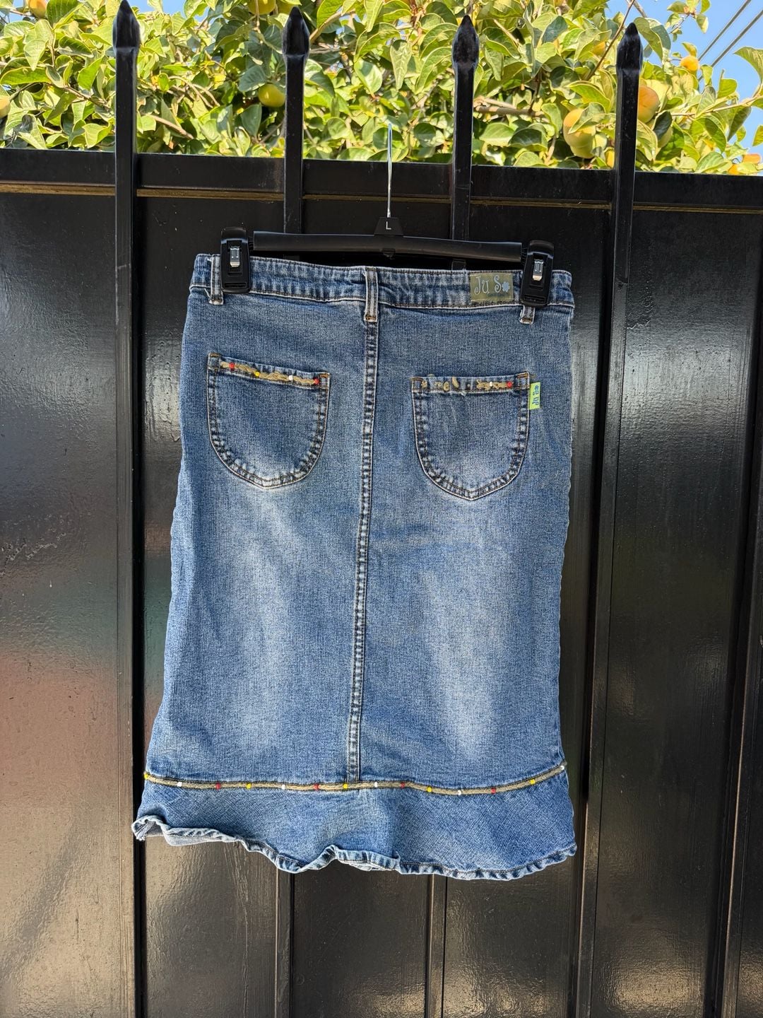Y2K Juicy Gente Como Tu Denim Skirt Size 14 Blue Button Front Ruffle 5