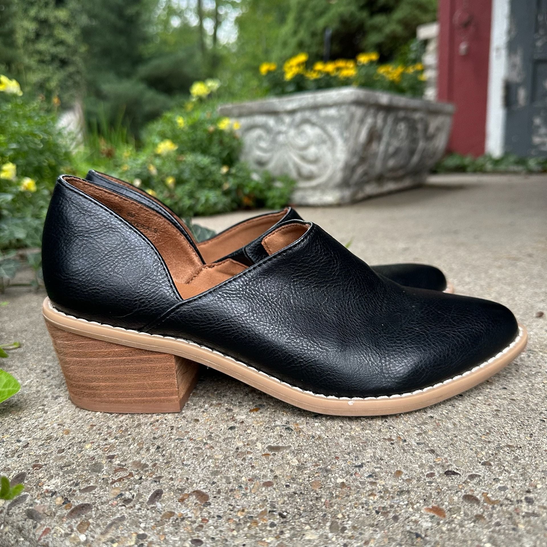 Cynthia Rowley Eddie Black Ankle Block Heel Booties 4