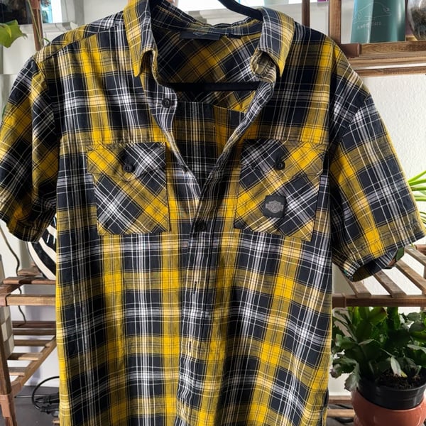 Harley-Davidson Backing It Plaid Shirt Size M Yellow Black Short Sleeve
