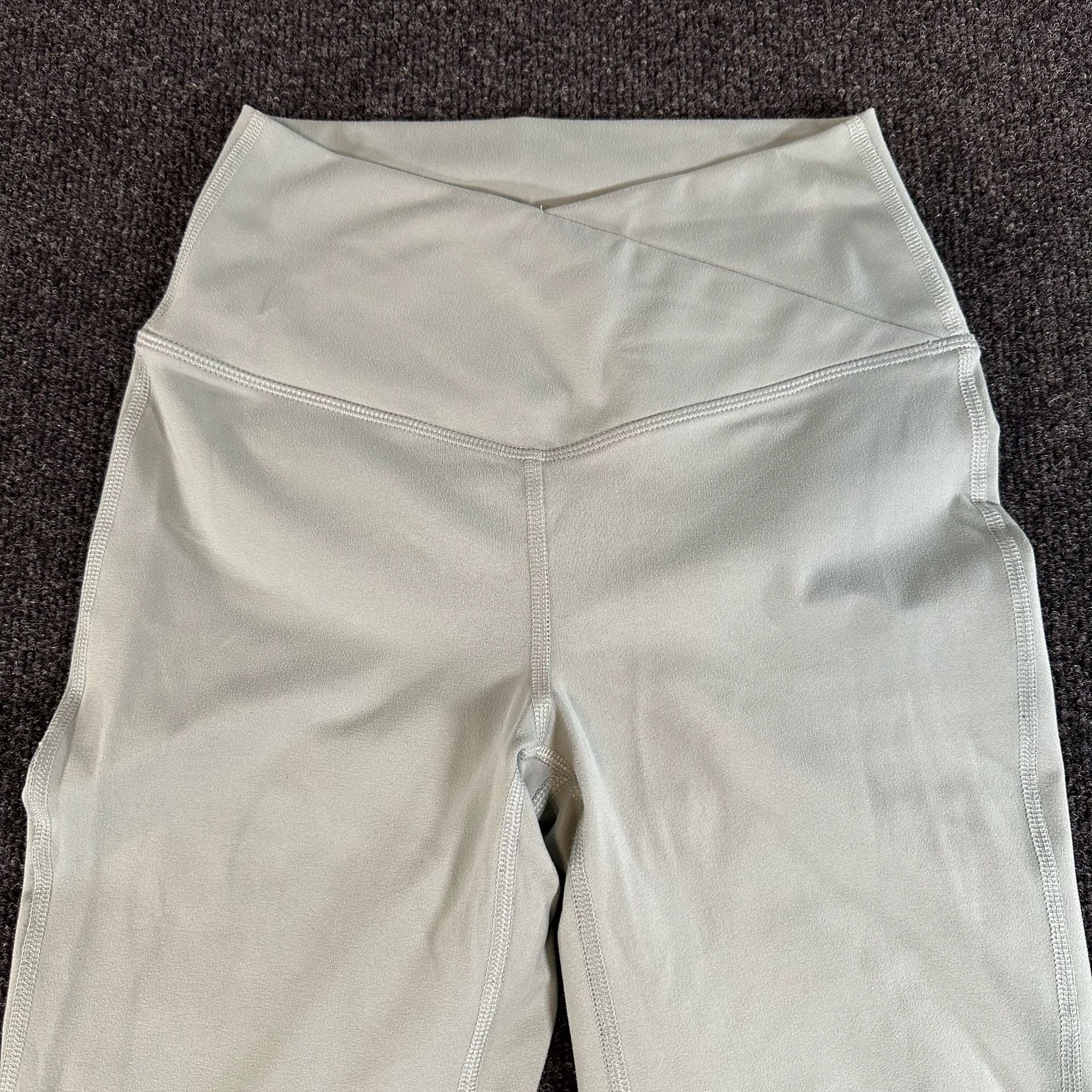 Yogalicious Lux Crossover Flare Yoga Pants Size S 2