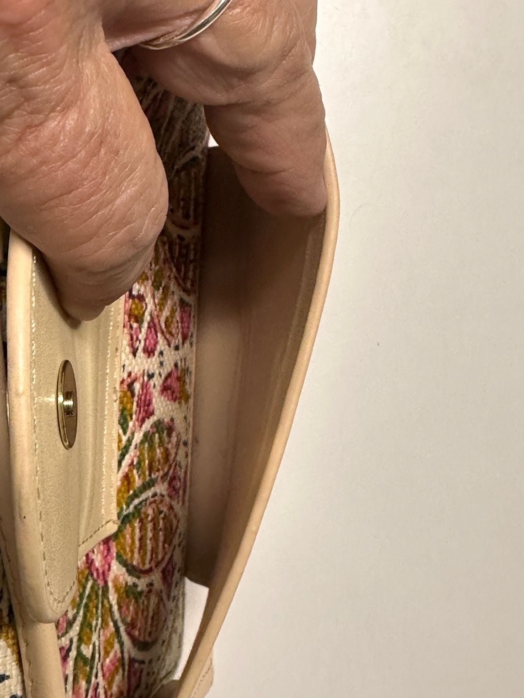 Spartina 449 Hamilton Rug Print Zip Around Wallet Wristlet 6