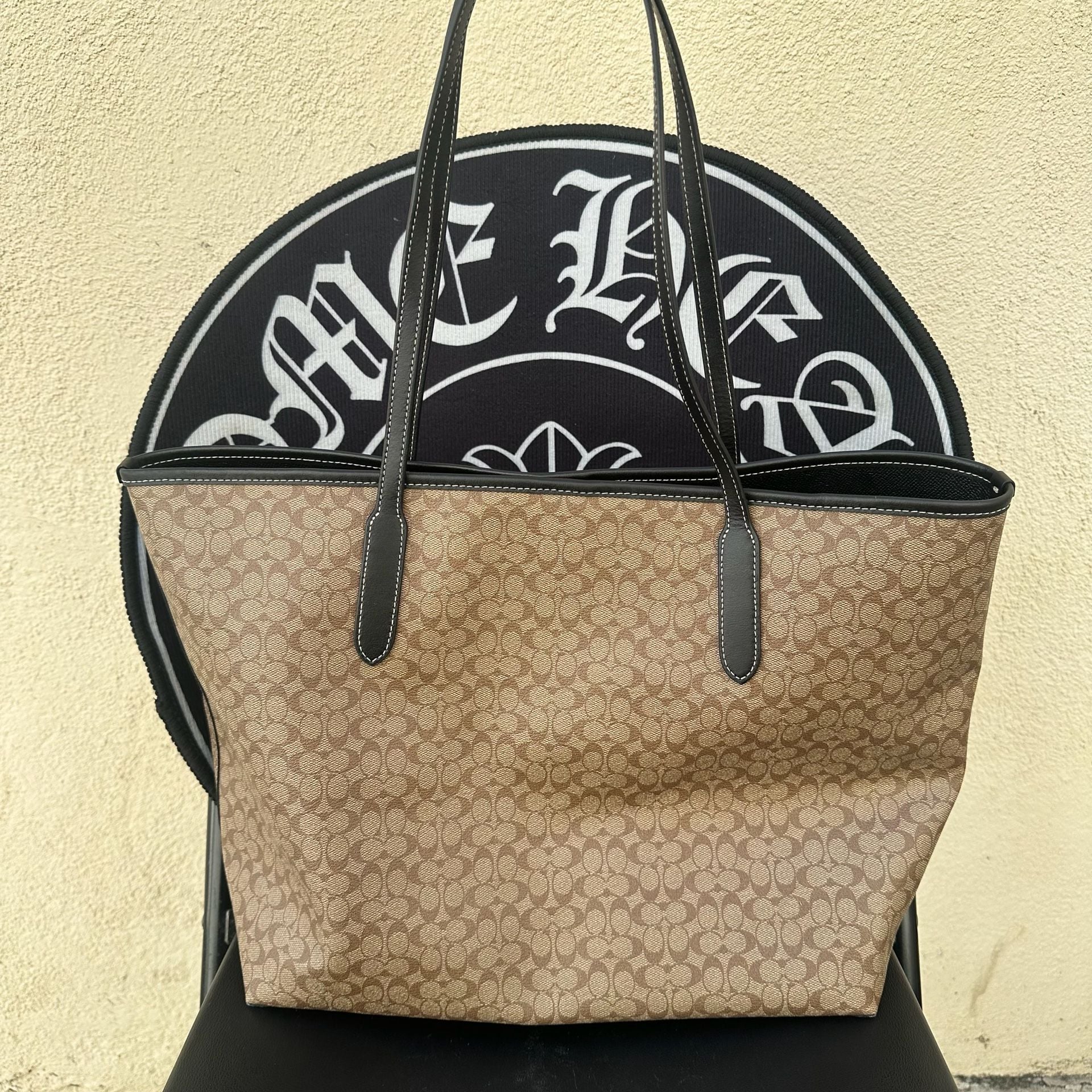 NWOT Coach Signature City Tote Khaki/Black 3