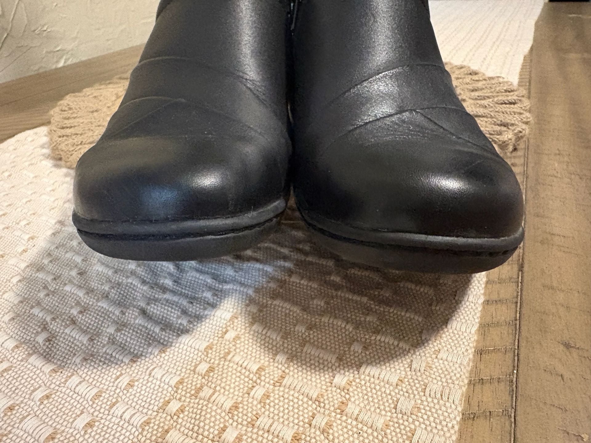Clarks Collection Channing Ann Shoes Size 8.5 M Black Leather Clogs 9