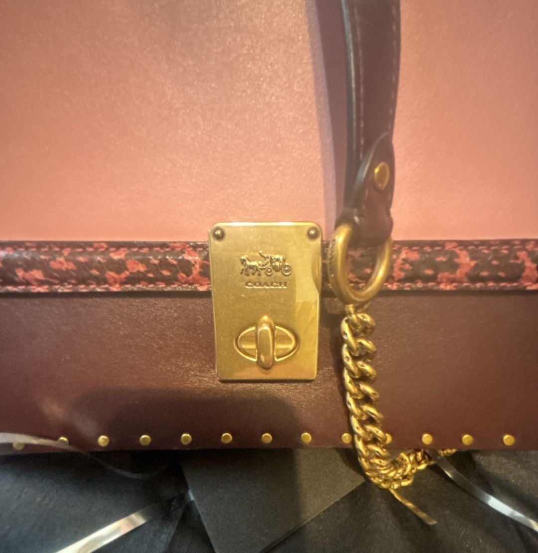 Coach X Jennifer Lopez Hutton Shoulder Bag In 3