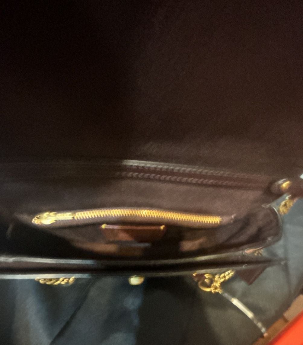 Coach X Jennifer Lopez Hutton Shoulder Bag In 8