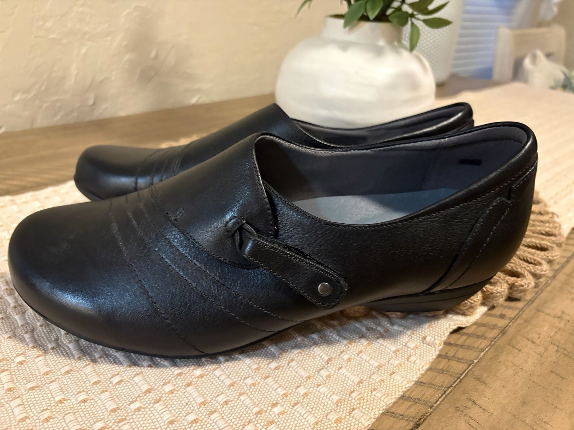 Dansko Franny Black Leather Loafer Flats Shoes size 10.5 US 6