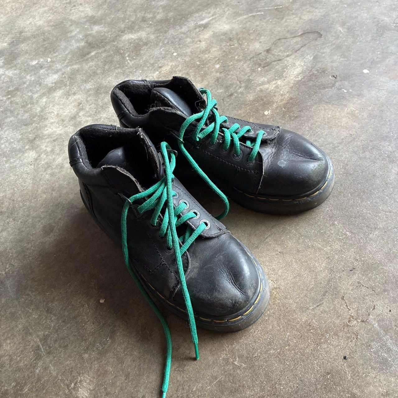 Dr. Martens 8542 Platform Boots Black Leather Y2K 3