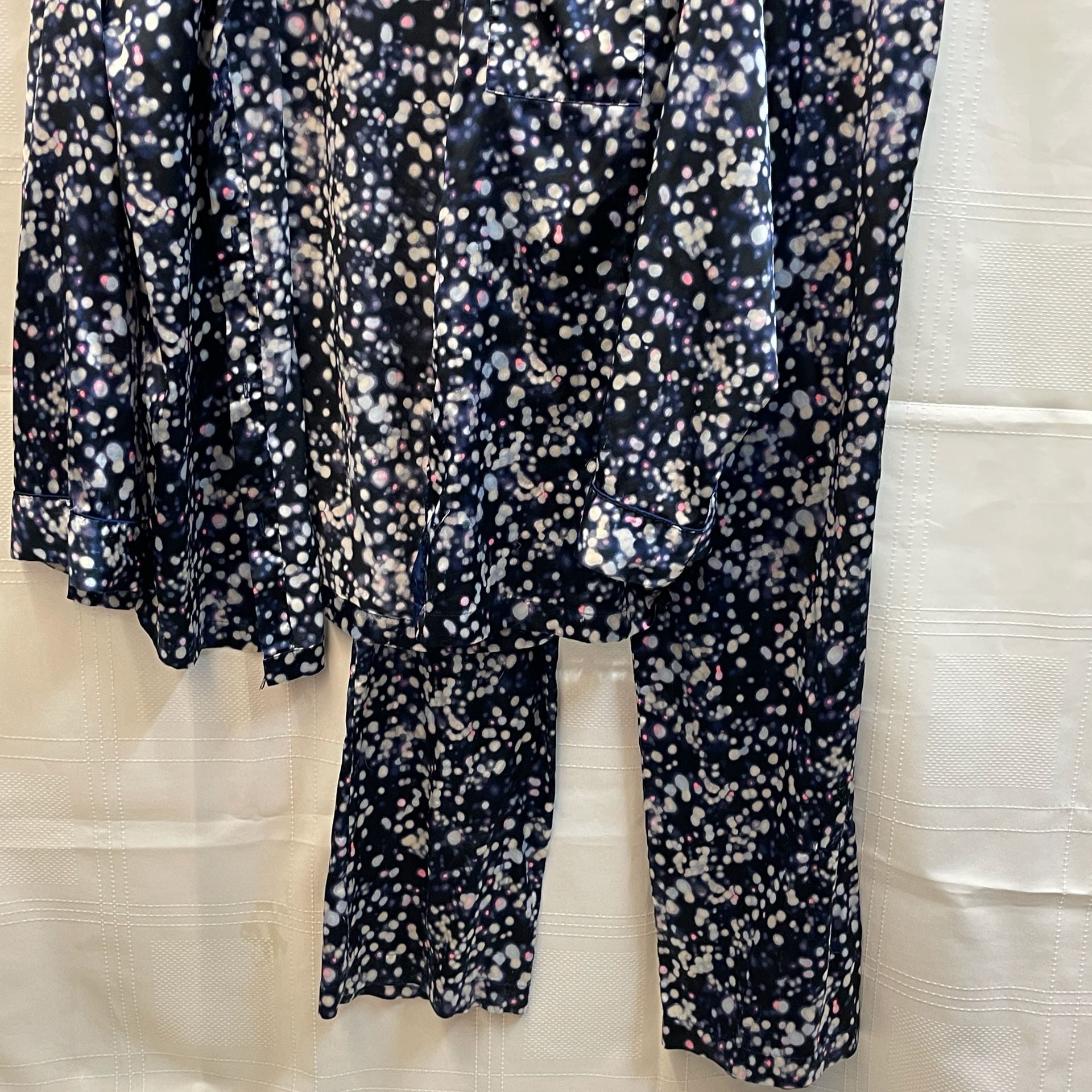 Vintage Retired Victoria's Secret Satin Notch Collar Pajama Set Size M Polka Dot Navy 3