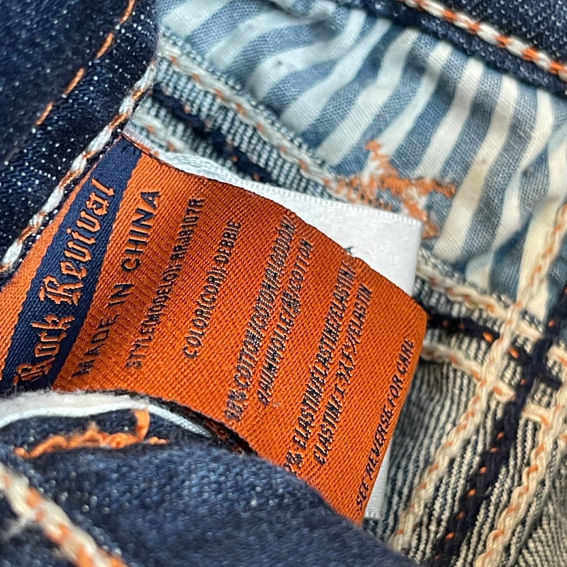 Rock Revival Jeans Dark Wash Denim Debbie Bootcut Size 31 Western Barn 00s Rhinestones 17