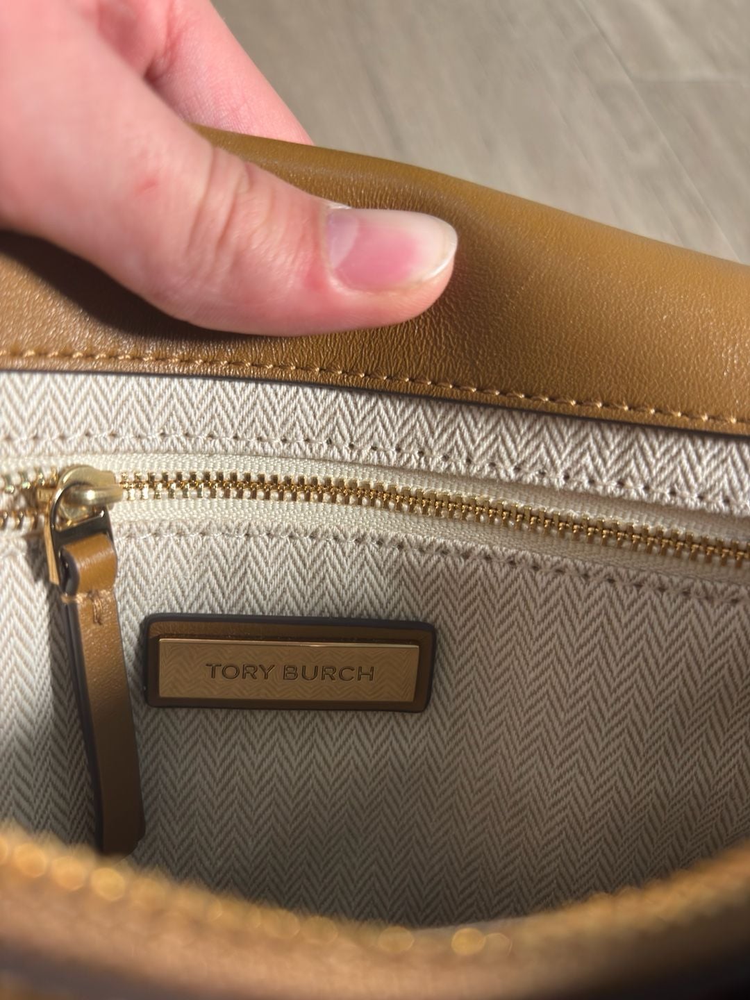 Tory Burch Kira Chevron Snake Shoulder Bag Caramel Corn 5