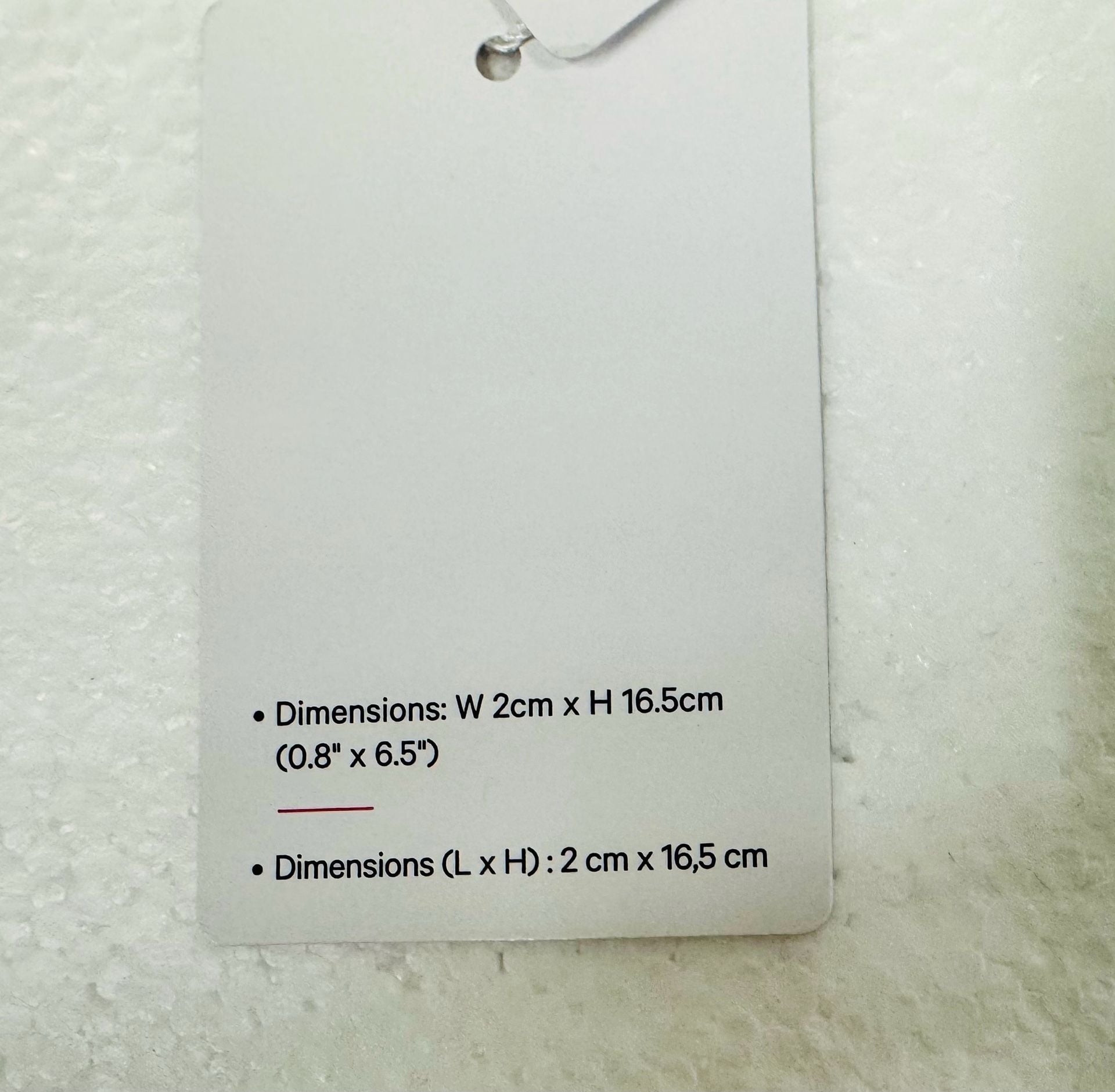 NEW Lululemon Live in the moment Silicone Keychain Starch Blue Sonic Teal 3