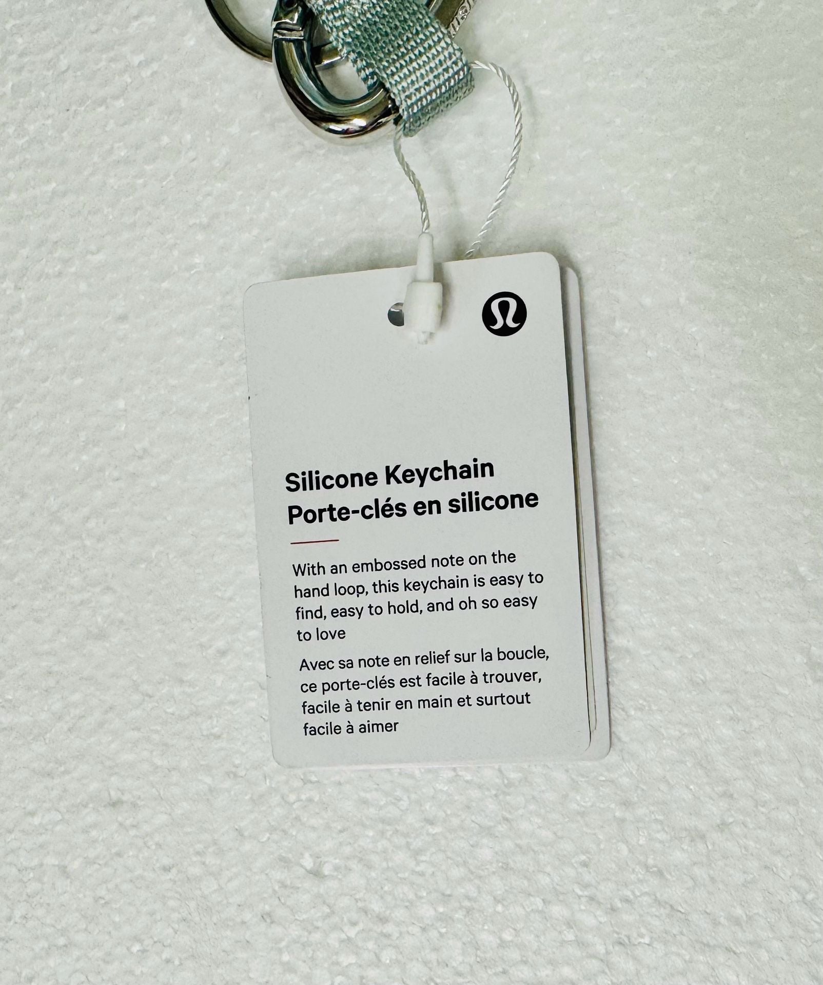 NEW Lululemon Live in the moment Silicone Keychain Starch Blue Sonic Teal 5