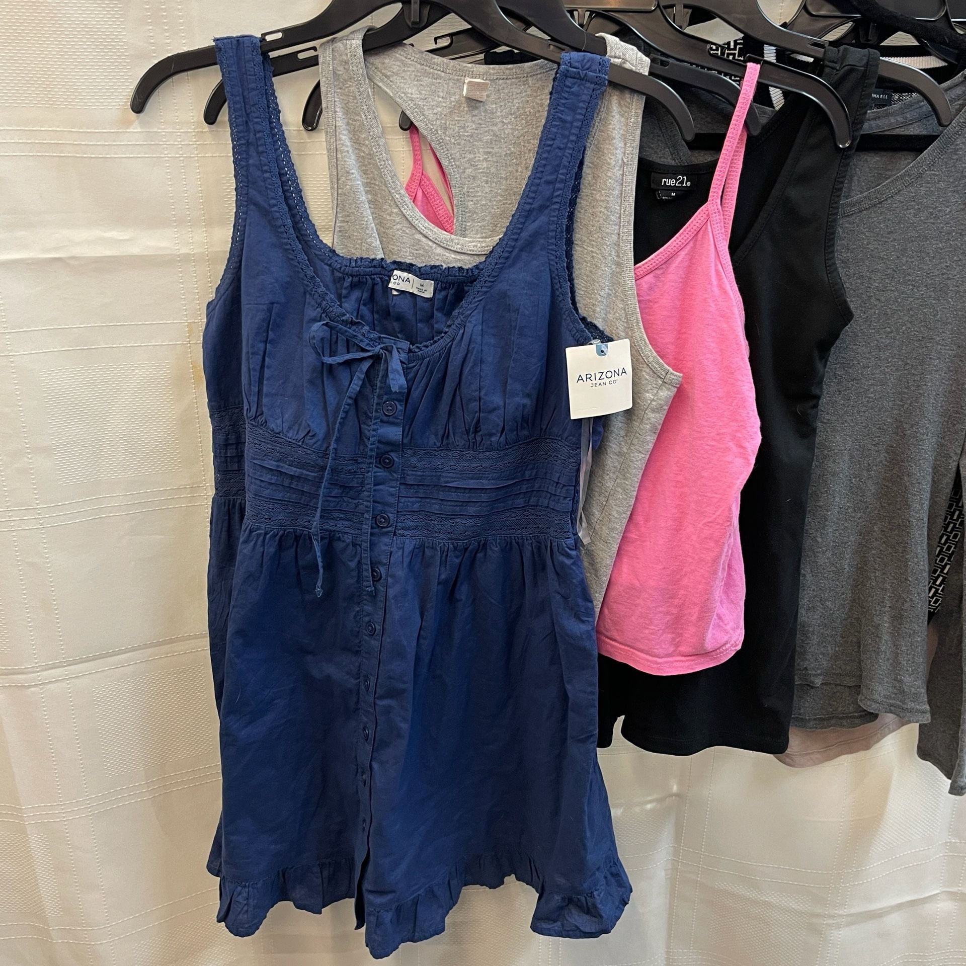 10pc Y2K Bundle Lace Cami Cargo Shorts OP Vintage No Boundaries M Medium 7-9 8