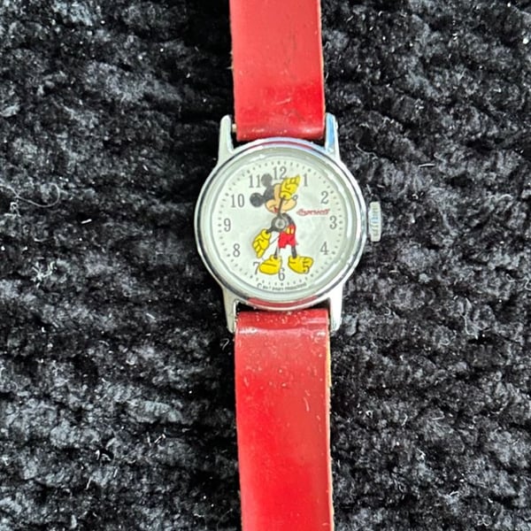 Ingersoll Mickey Mouse Vintage Mechanical Watch Red Leather Strap