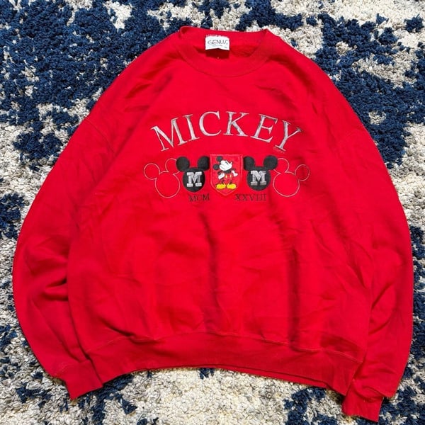 Genus Disney Mickey Mouse Sweatshirt XL Red Vintage Embroidered Crewneck