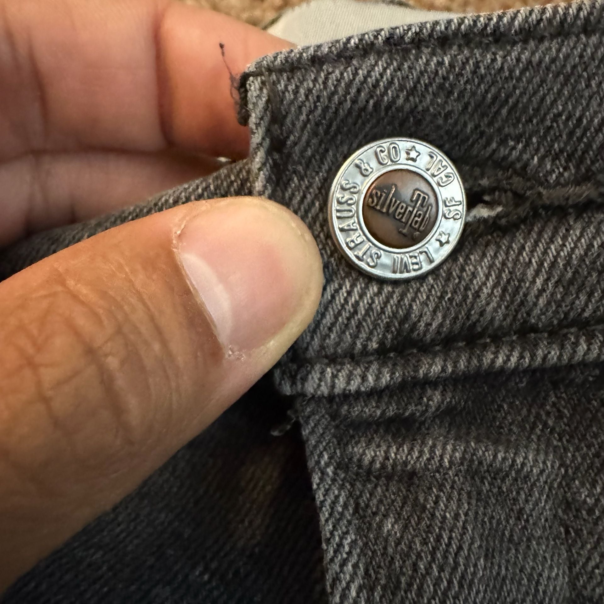 Levi's SilverTab Mom Jean Size 29 Dark Gray Denim 4