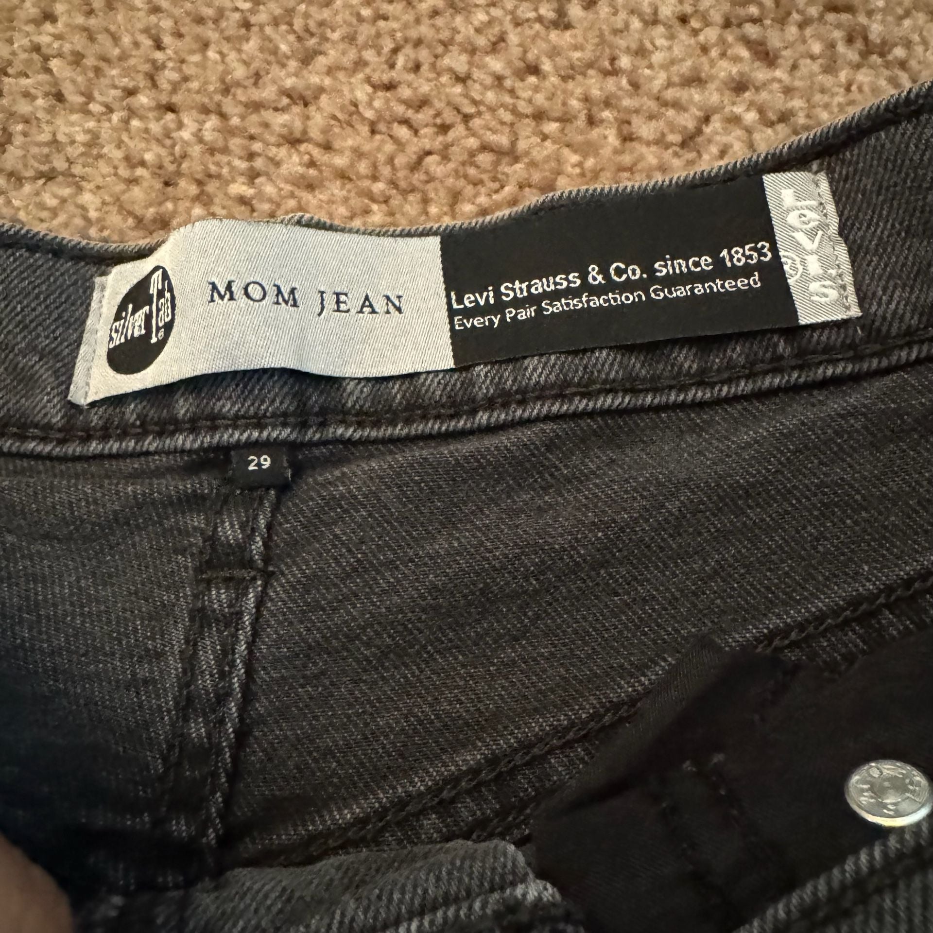 Levi's SilverTab Mom Jean Size 29 Dark Gray Denim 5