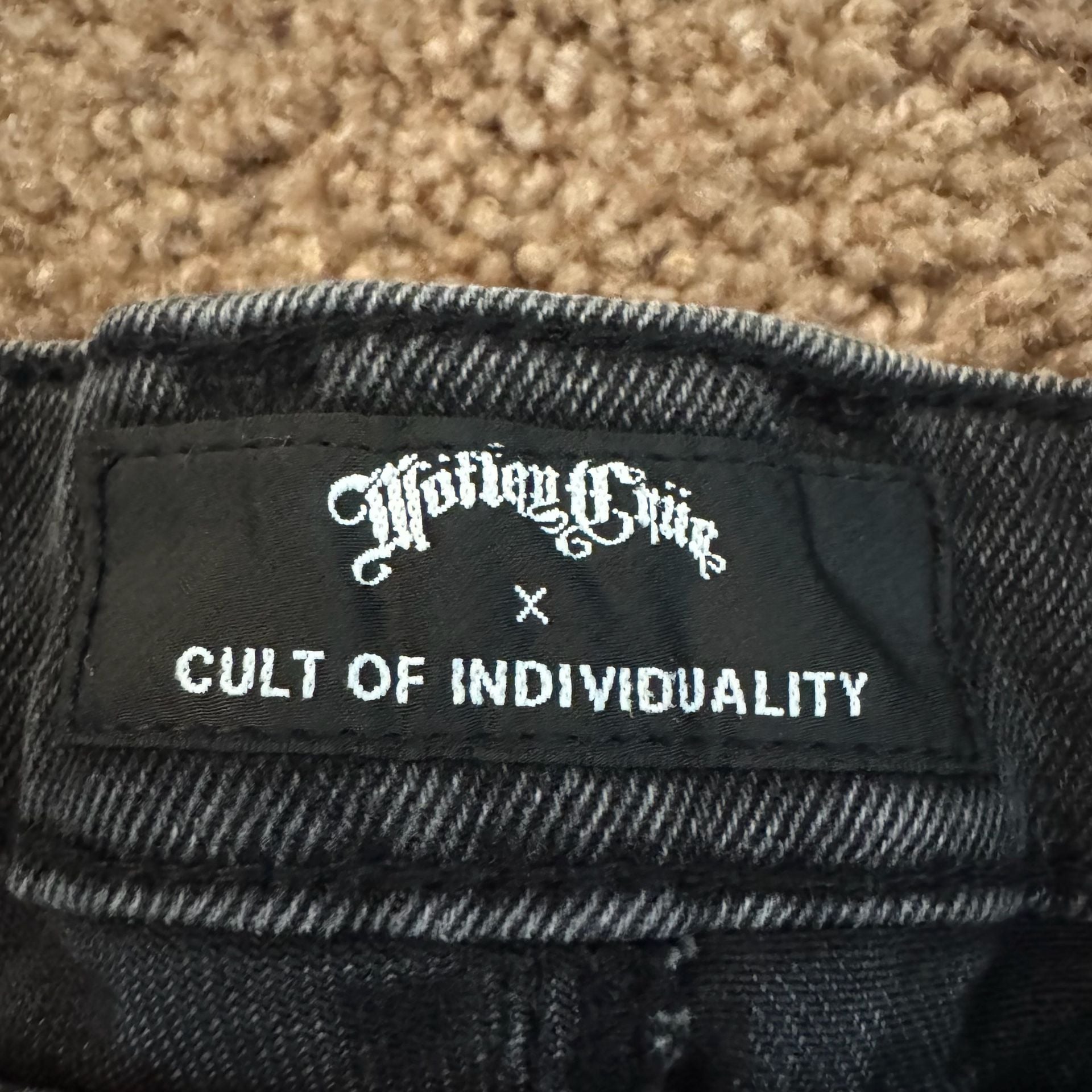 Cult Of Individuality Rocker Slim Size 40x33 Jeans Motley Crue 5