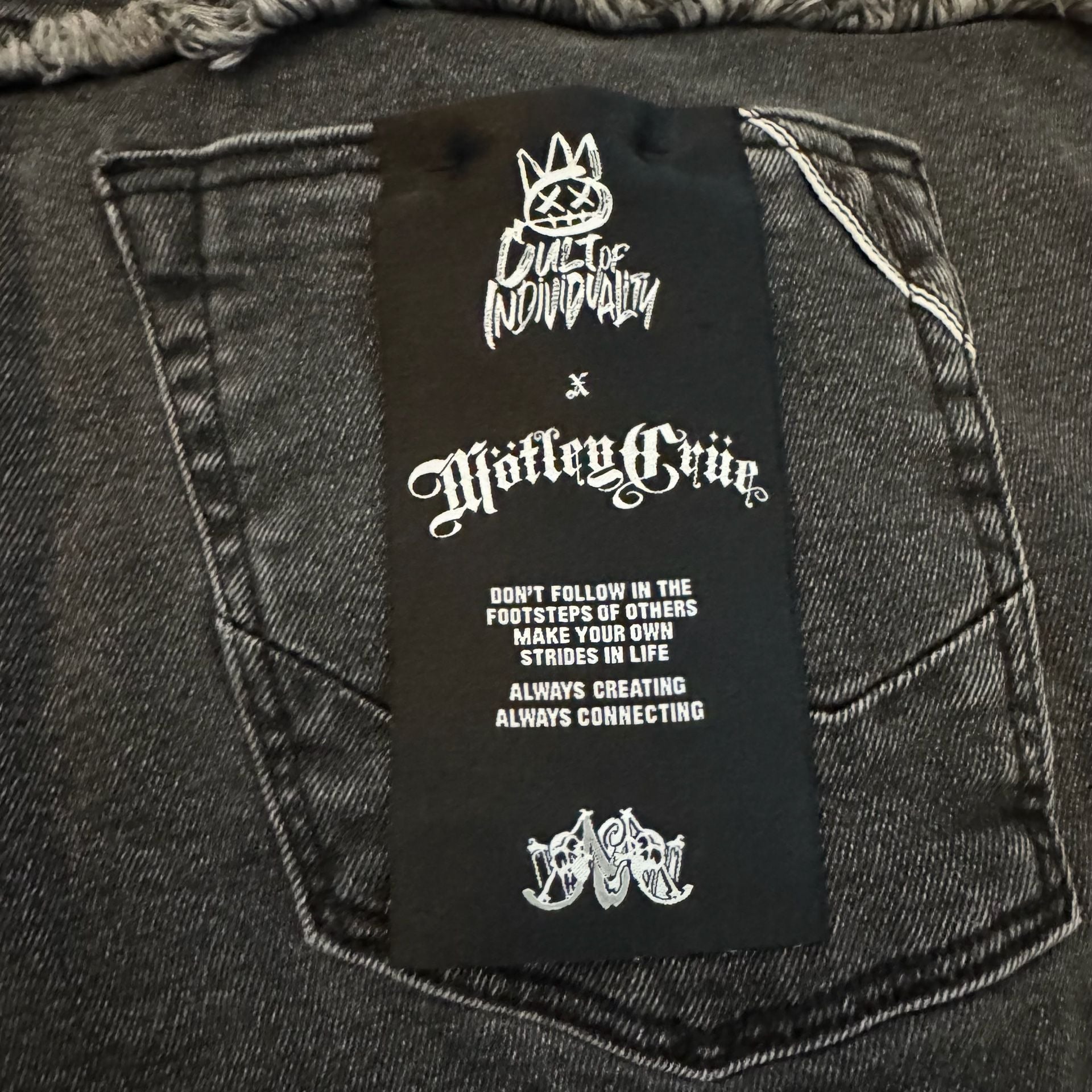 Cult Of Individuality Rocker Slim Size 40x33 Jeans Motley Crue 9