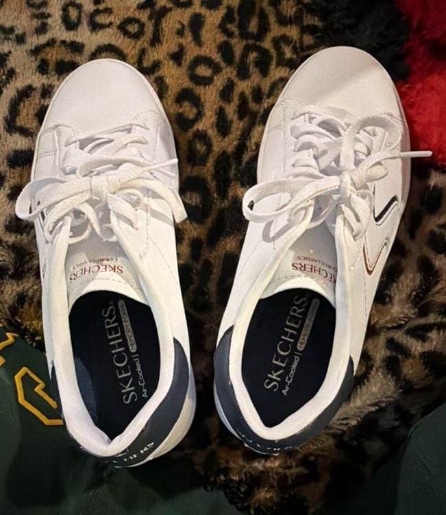 Skechers Eden LX Special Stars White Sneakers 7
