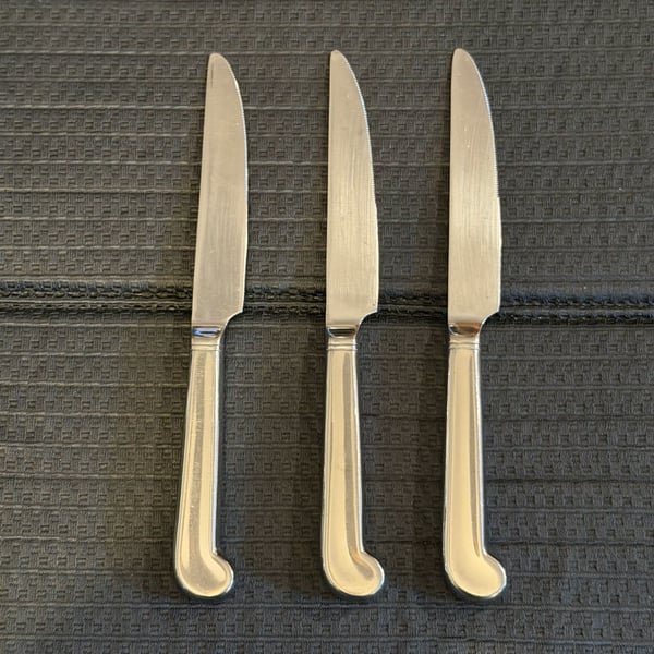 Martha Stewart Essentials MSE Stainless Dinner Knives Set Of 3 - 3/8” Thick