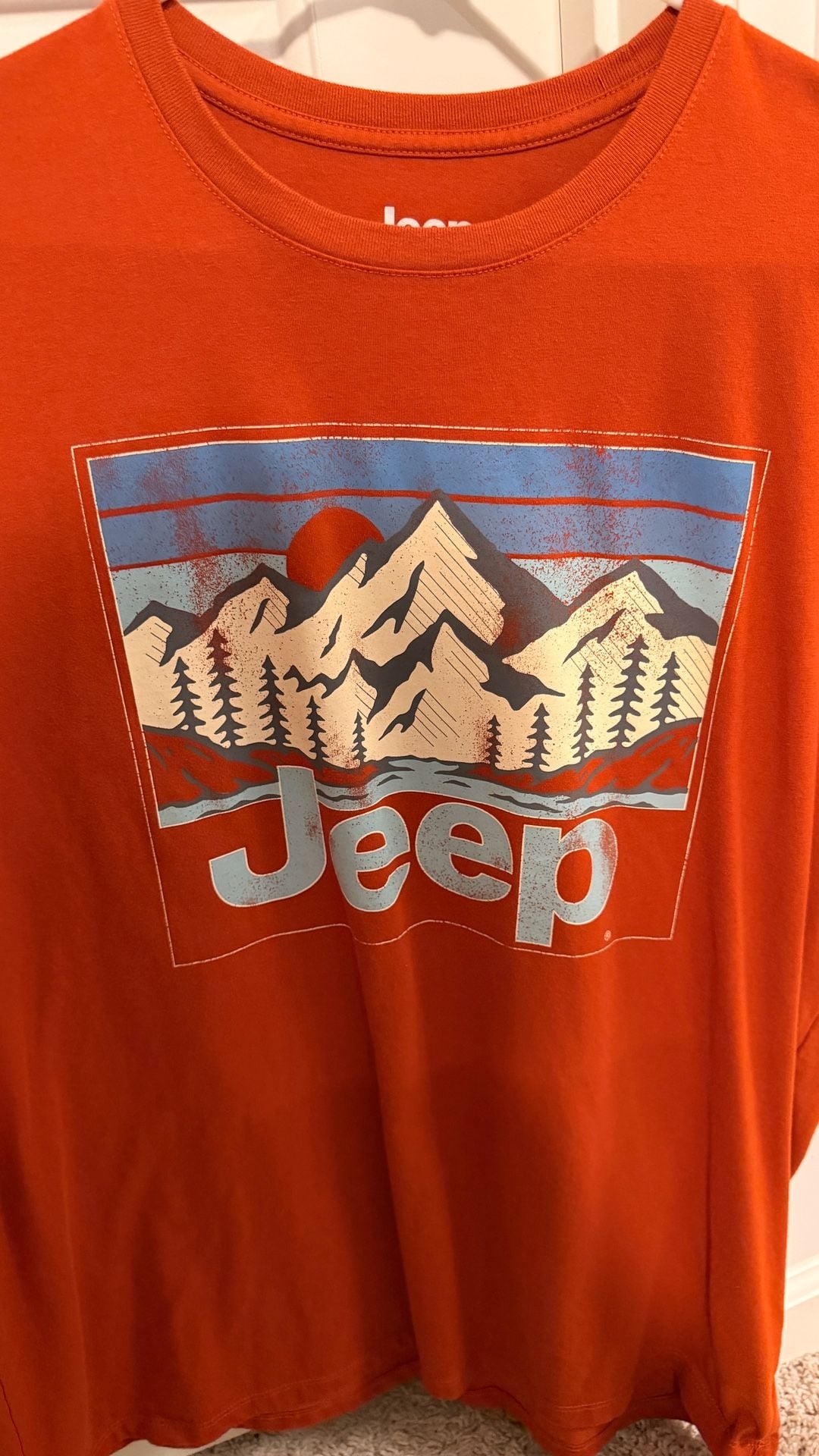 Jeep Mountain Graphic T-Shirt Size XL Orange Cotton Blend Outdoors 2