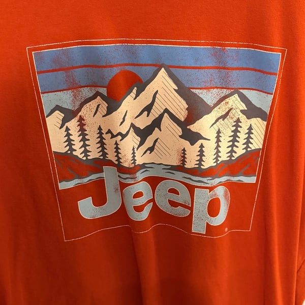Jeep Mountain Graphic T-Shirt Size XL Orange Cotton Blend Outdoors