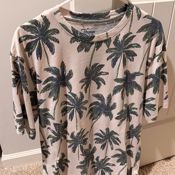 Voyage Craft+Flow T-Shirt Size 2XL Palm Tree Print Beige Short Sleeve