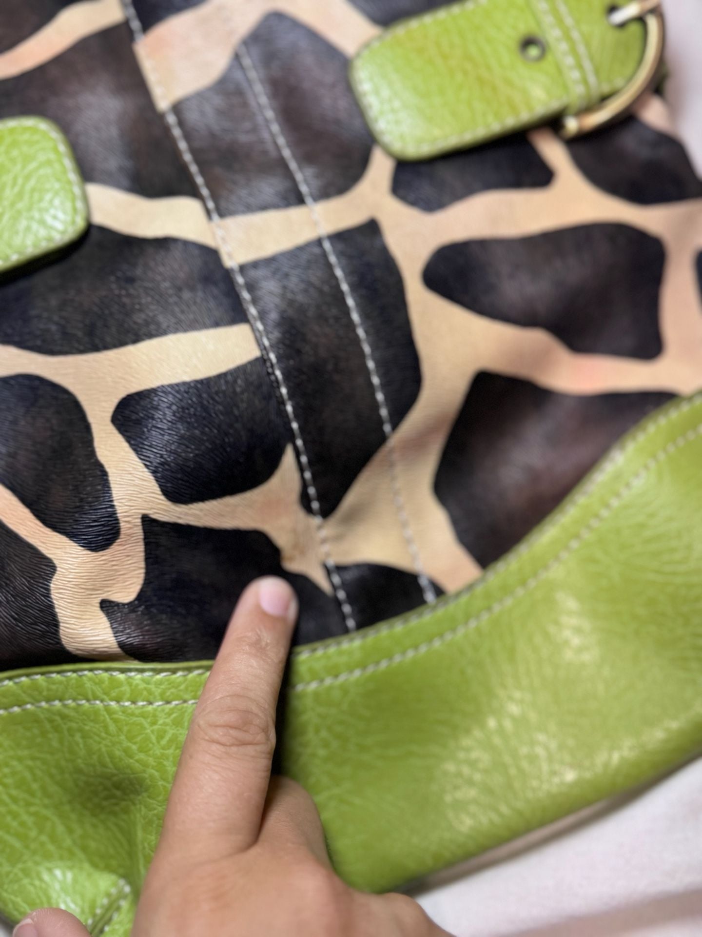 Vintage Giraffe Print Faux Leather Shoulder Bag Lime Green Trim 6