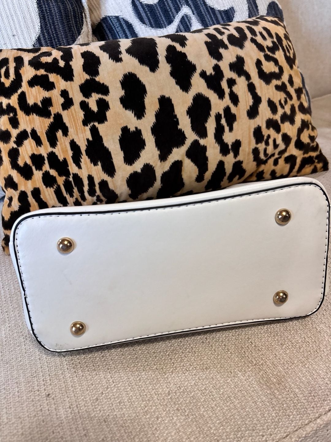 Vesasan Gaohn White shoulder PU Leather Handbag 6