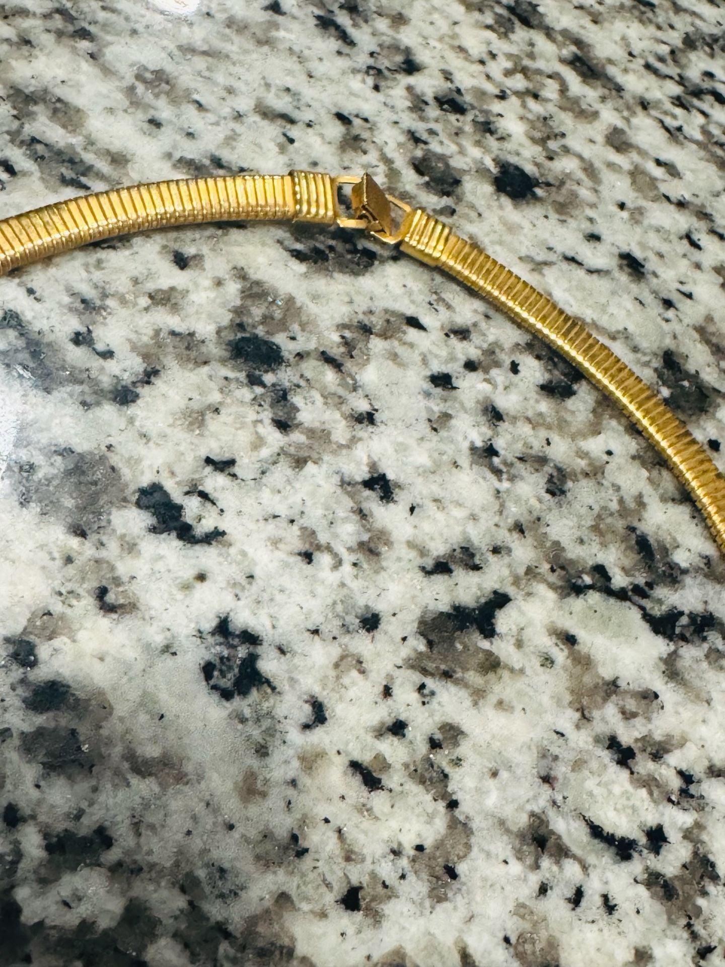 Vintage Gold Tone Omega Link Choker Necklace Collar 7