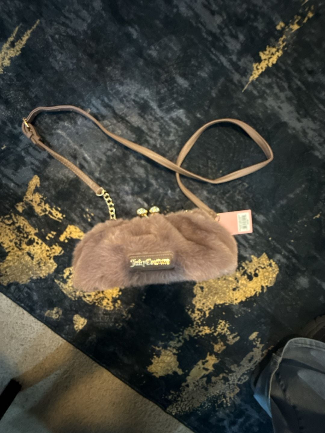 Juicy Couture Faux Fur Crossbody Bag Brown Kiss Lock Clasp 4