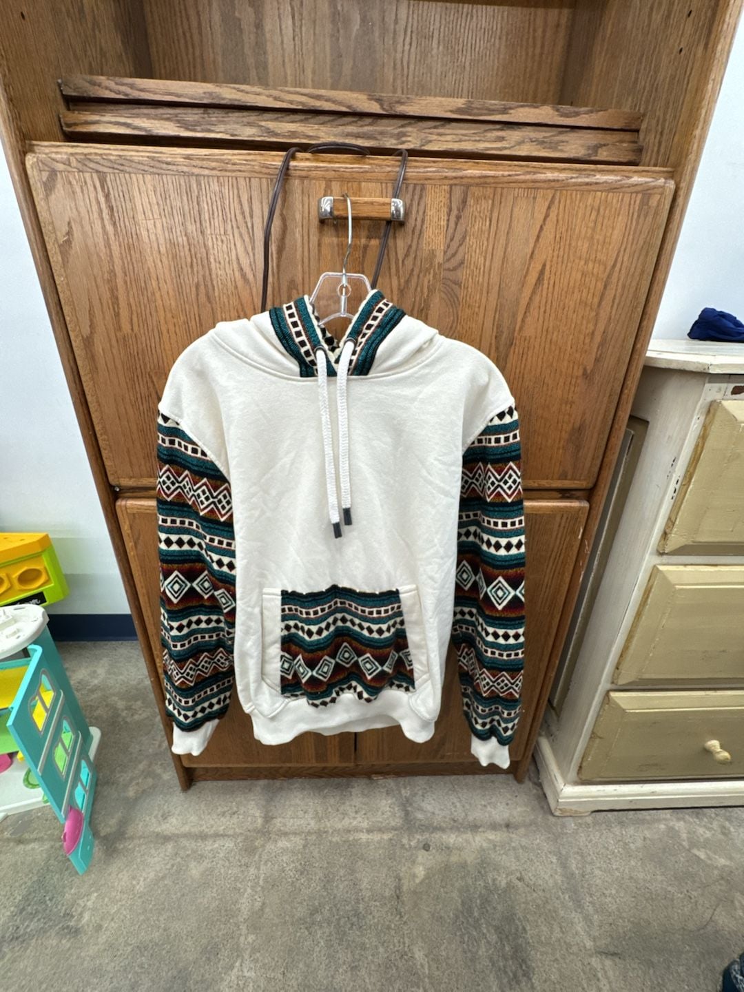 Vigor Hoodie Size S White Native Print Aztec Pullover 2