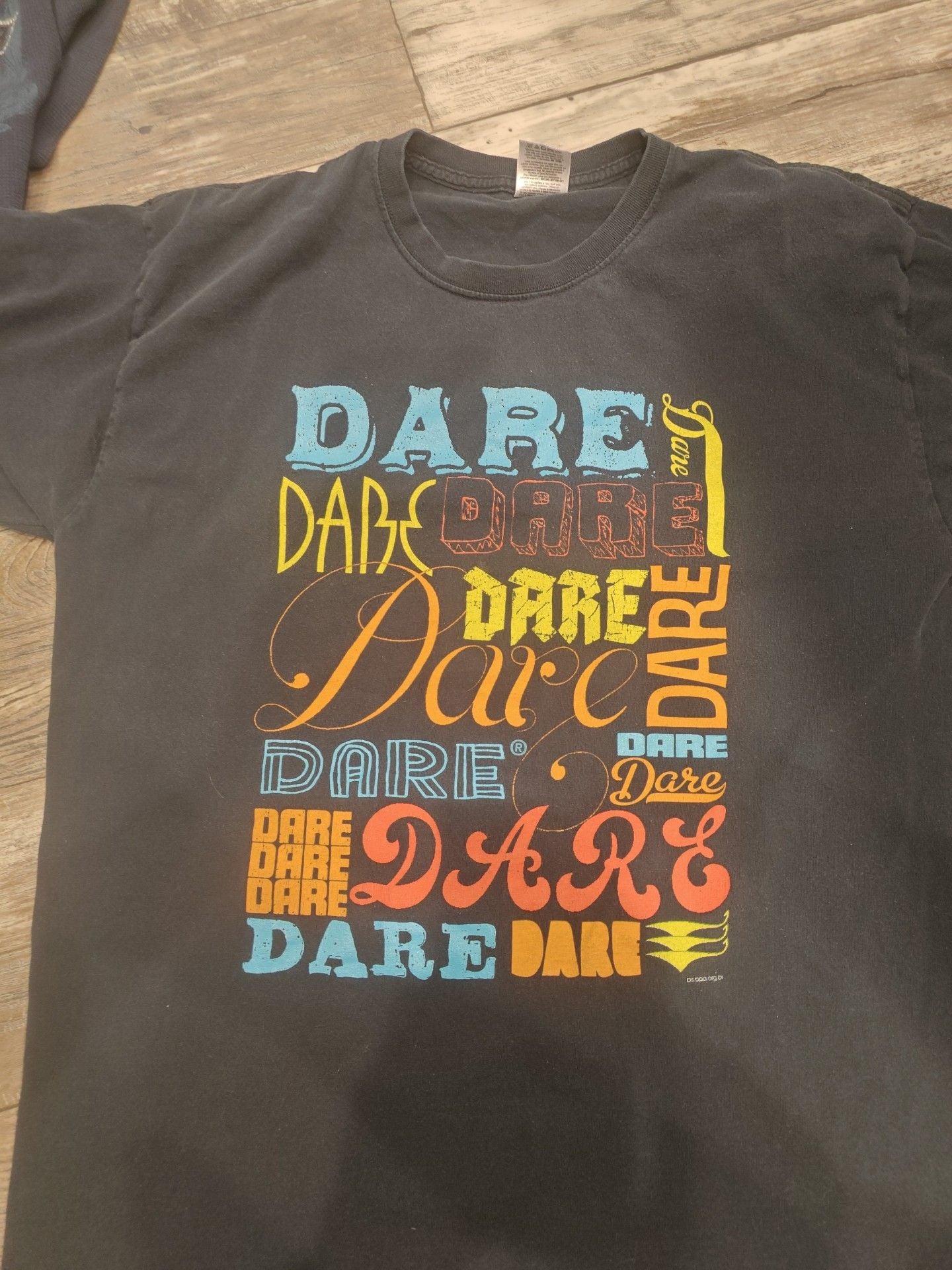Vintage 1980's KEEP KIDS OFF DRUGS DARE T-Shirt Mens S-FRUIT OF THE LOOM T429 3