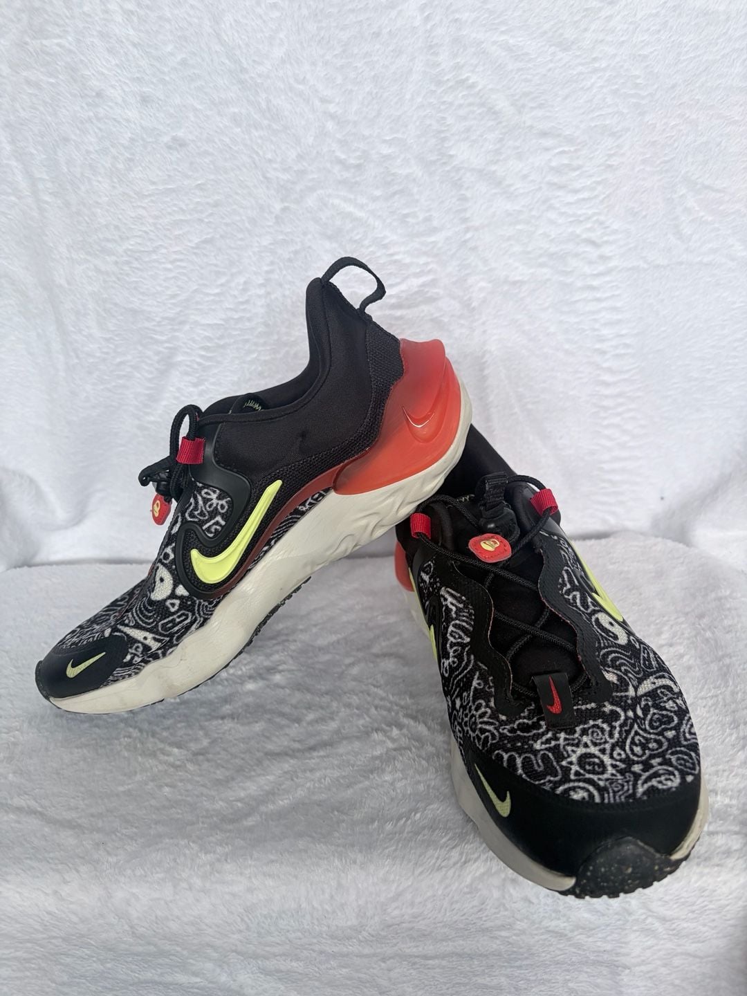Nike Run Flow JP 'Doodles' sneakers, 3