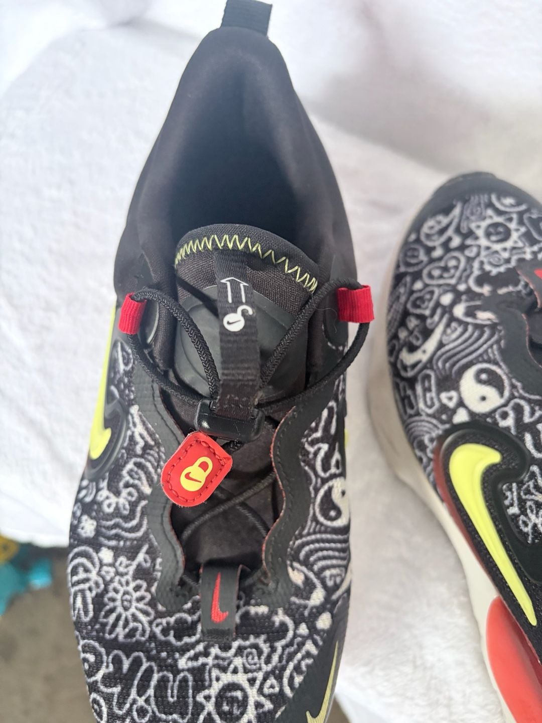Nike Run Flow JP 'Doodles' sneakers, 8
