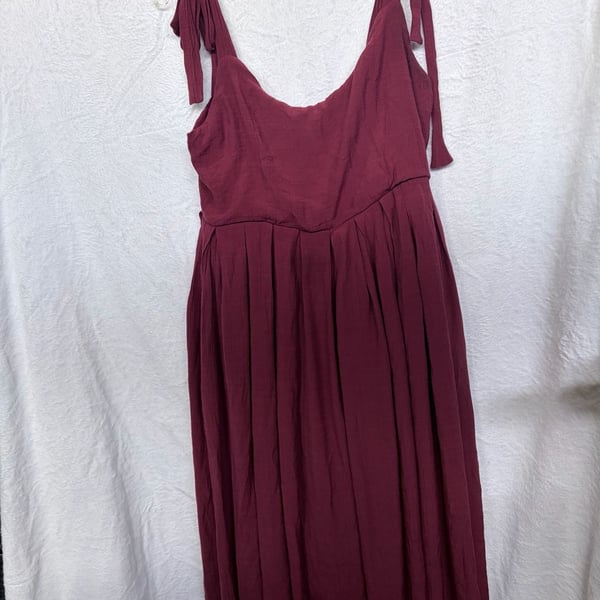 En Creme Heidi Jumpsuit Burgundy Tie Straps Pleated