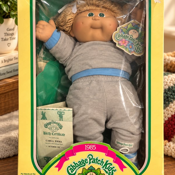 Coleco Cabbage Patch Kids Doll 1985 Carla Erma in Box