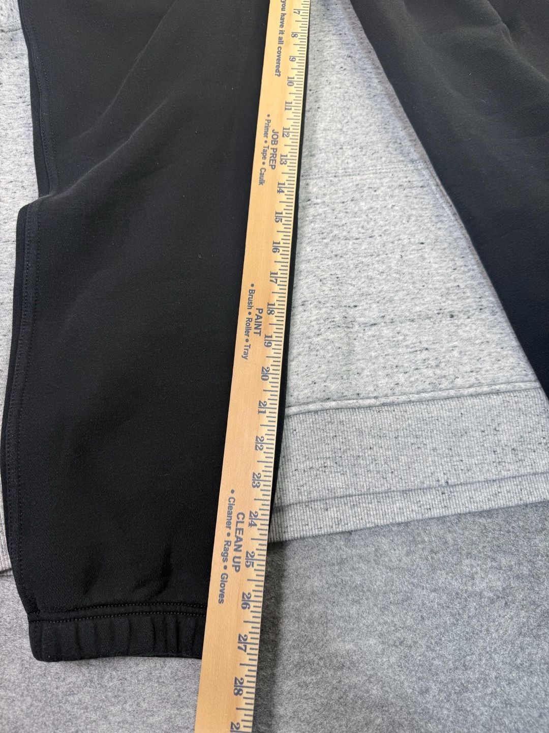 Carhartt Women’s Hoodie & Sweatpants Set – Size Large 8