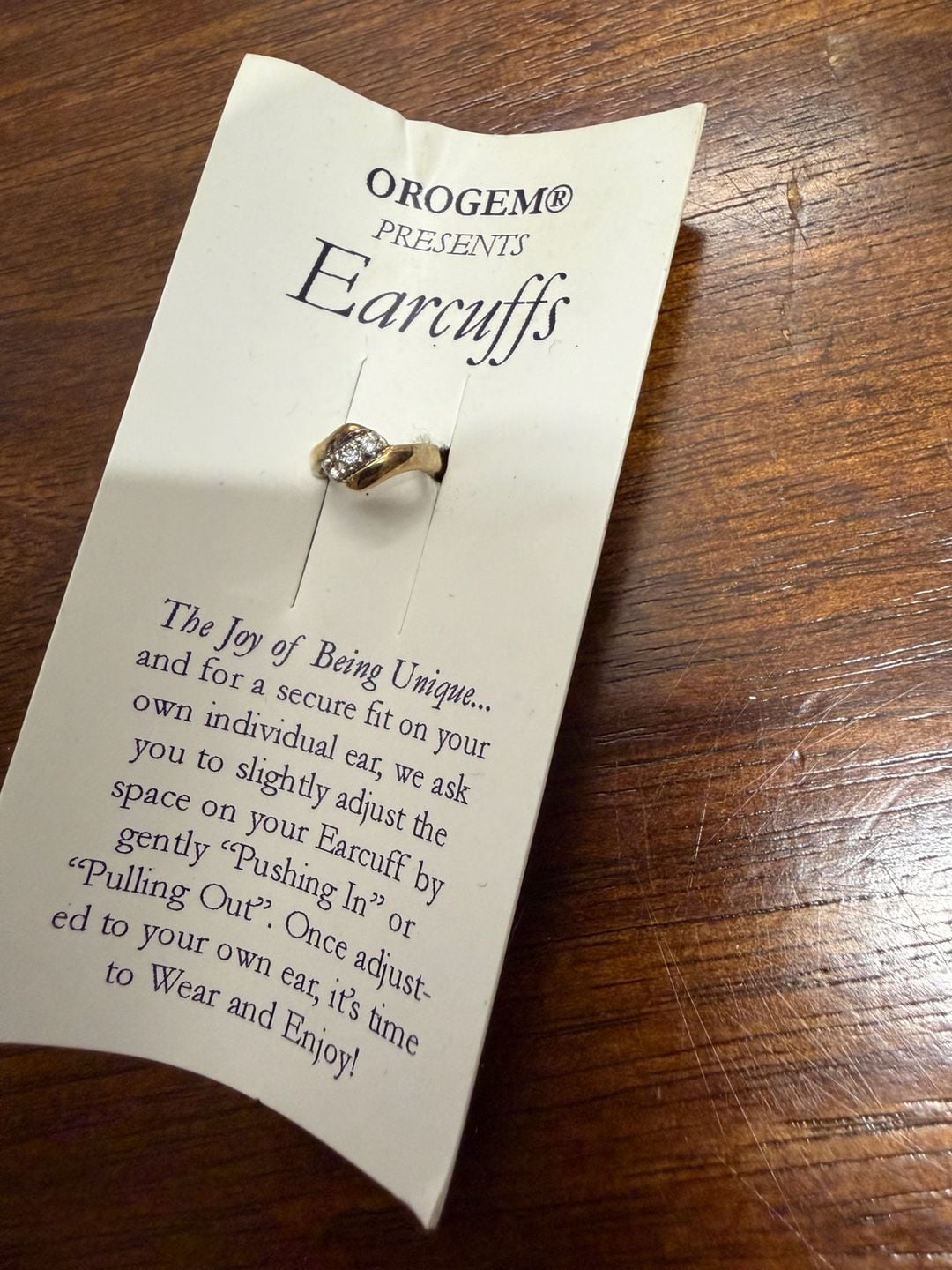 Orogem Earcuffs Gold Tone With Crystals New 9