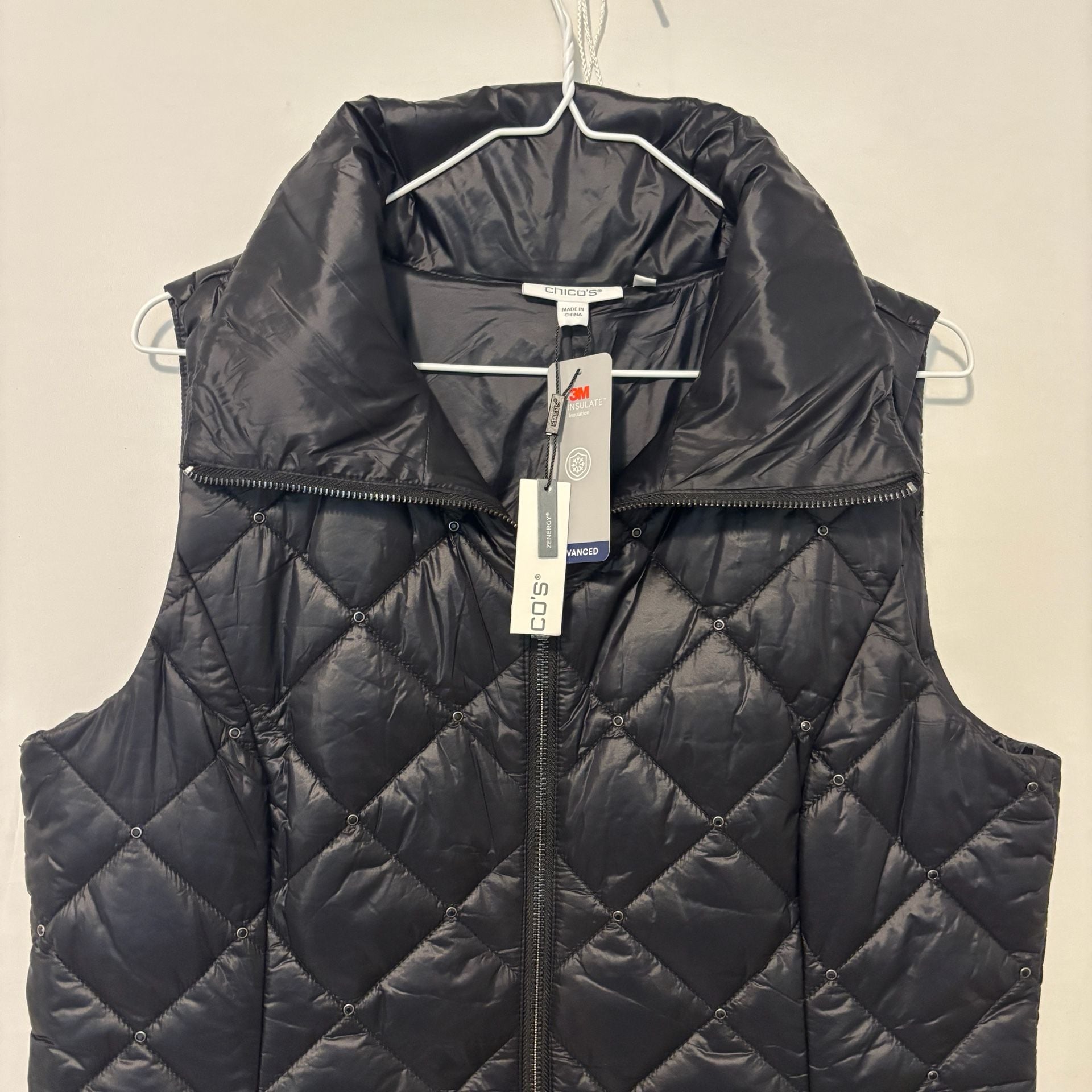 Chico's Zenergy Embellished Puffer Vest Size 8 Black Quilted Thinsulate 6