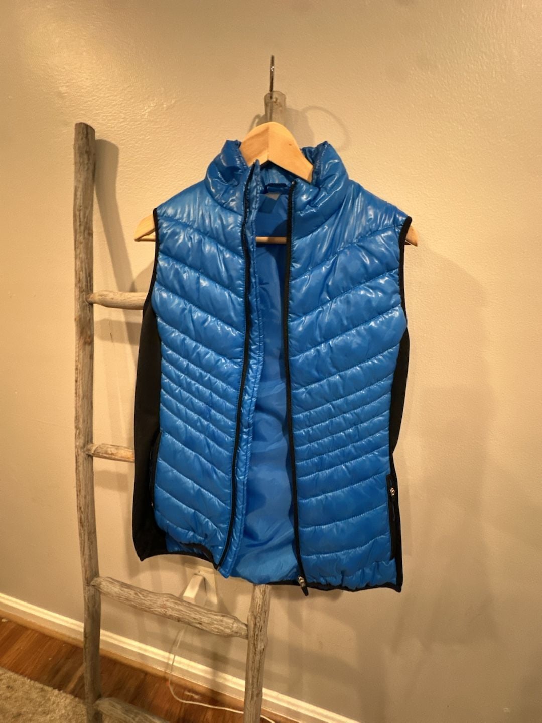Xersion Puffer Vest Size M Blue Quilted Full Zip 2