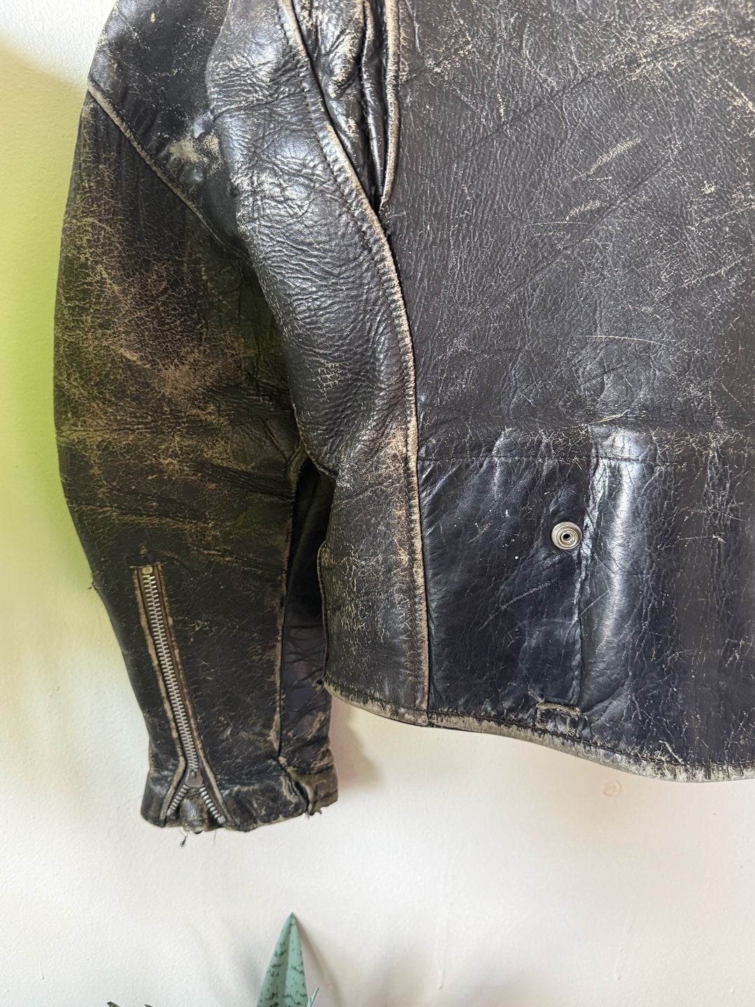 Vintage Motorcycle Leather Jacket Distressed Black Biker 11