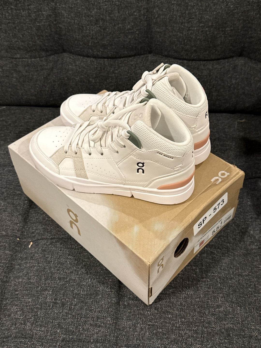 5.5W - On The Roger Clubhouse Mid White Rose Sneakers 3