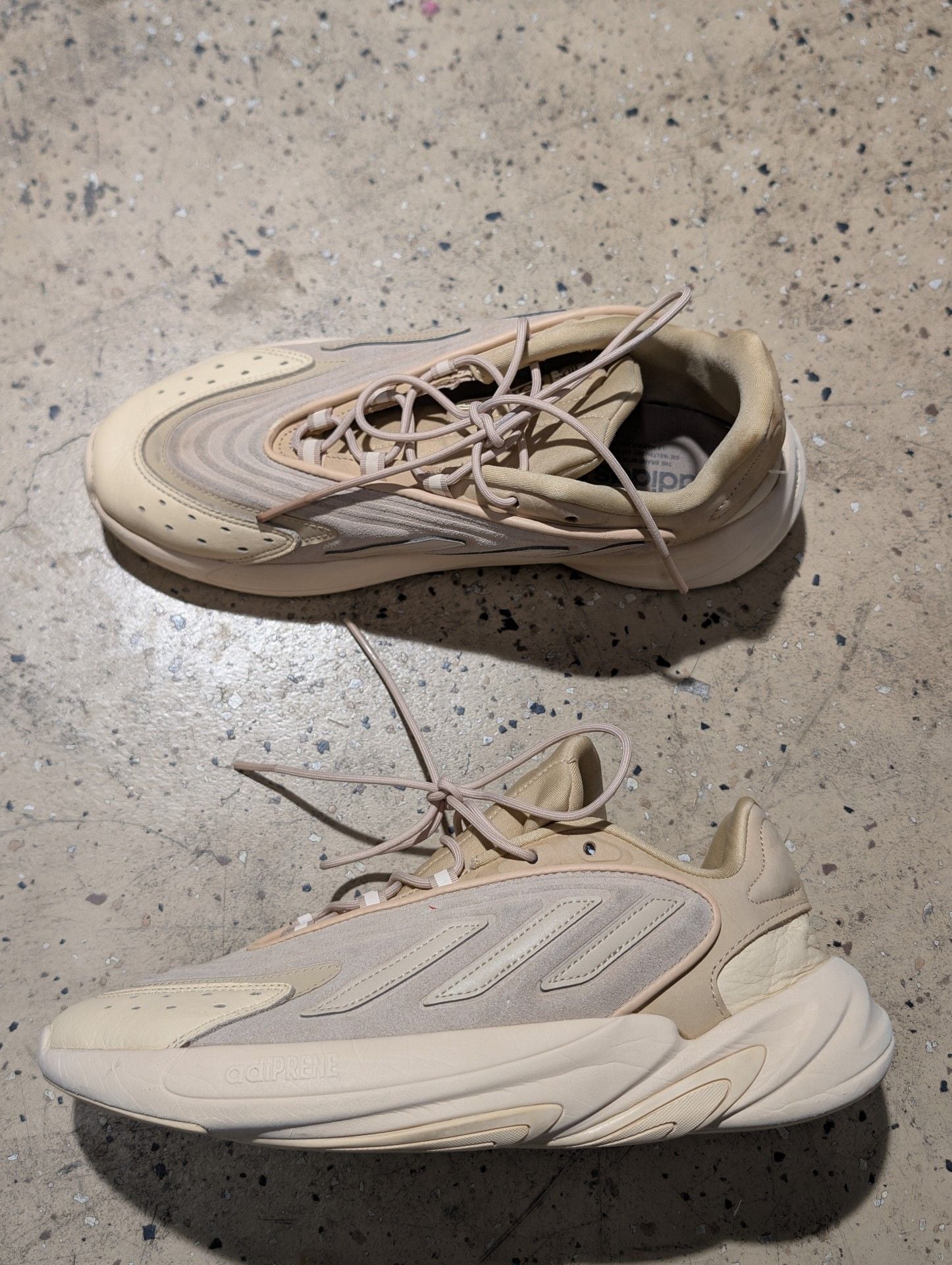 Adidas Ozelia Size 10.5 Beige Casual Sneakers 4