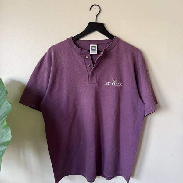 Cotton Deluxe Buick Henley Size L Purple Short Sleeve Embroidered Logo
